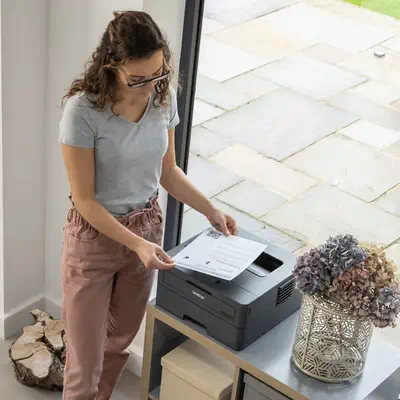 Brother HL-L2400DW imprimante laser 1200 x 1200 DPI A4 Wifi - Multifonctions Laser - visuel 2