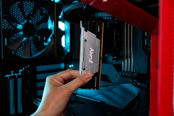 64 Go 3200 MT/s DDR4 CL16 DIMM (Kits de 2) FURY Renegade RGB - Kingston - Mémoire - visuel 10