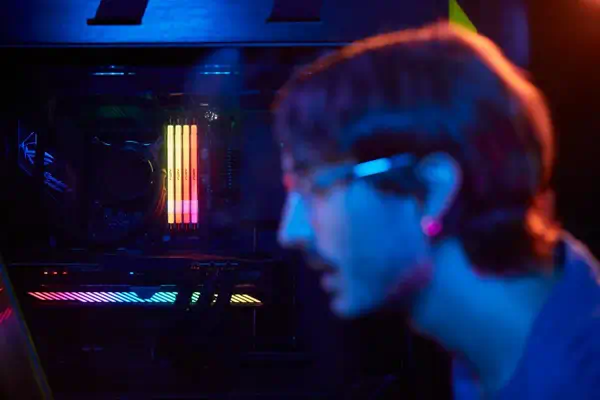 32Go 6400MT/s DDR5 CL32 DIMM FURY Renegade RGB Blanc XMP - Kingston - Mémoire - visuel 10