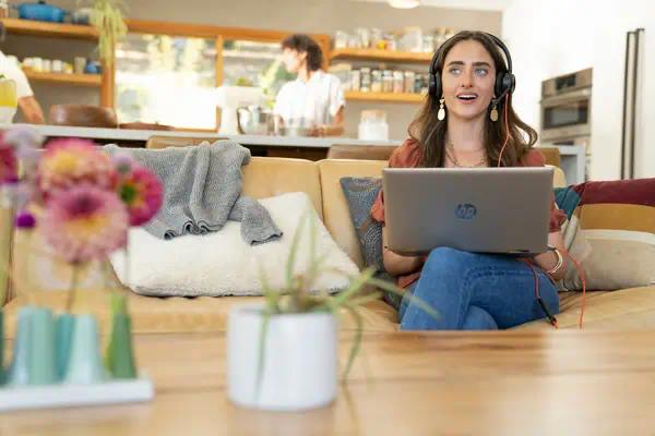 Micro-casque Poly Blackwire 8225 USB-A certifié Microsoft Teams Poly - visuel 1 - hello RSE - Technologie Acoustic Fence