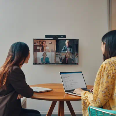 Barre de visioconférence USB Poly Studio R30 Poly - visuel 1 - hello RSE - Réunissez tout le monde