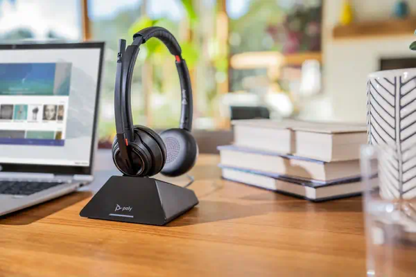 Micro-casque Poly Savi 8220 DECT UC USB-A 1 Poly - visuel 1 - hello RSE - Plates-formes de communication