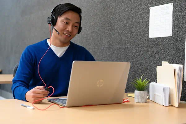 Micro-casque Poly Blackwire 8225 USB-A Poly - visuel 1 - hello RSE - Technologie Acoustic Fence