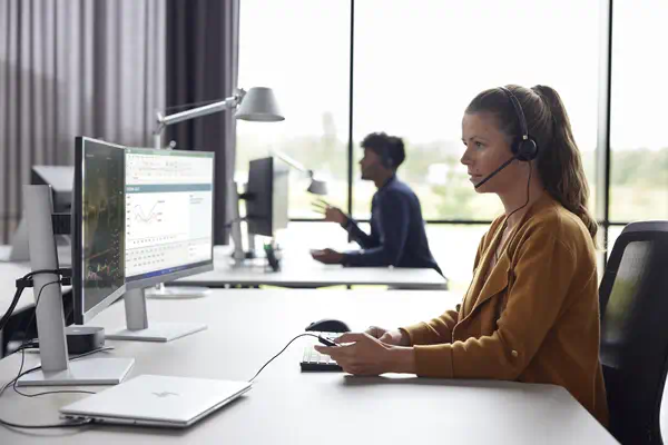 Micro-casque Poly EncorePro 520D binaural numérique avec fonction Quick Disconnect TAA - HP - Casque Micro - visuel 2