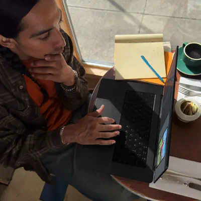 Apple MacBook Pro  - PC Portable - visuel 4