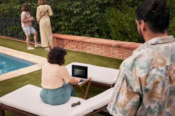 HP EliteBook 860 G10 Intel Core i7-1355U 16p HP - visuel 1 - hello RSE - Un réseau local sans fil rapide et efficace