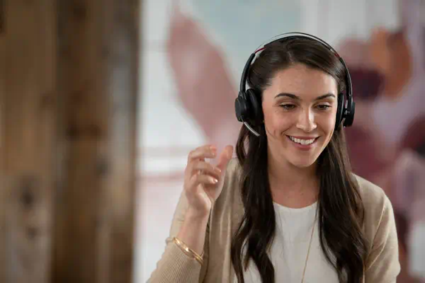 Micro-casque Poly Voyager Focus 2 UC + câble Poly - visuel 1 - hello RSE - Capteurs intelligents