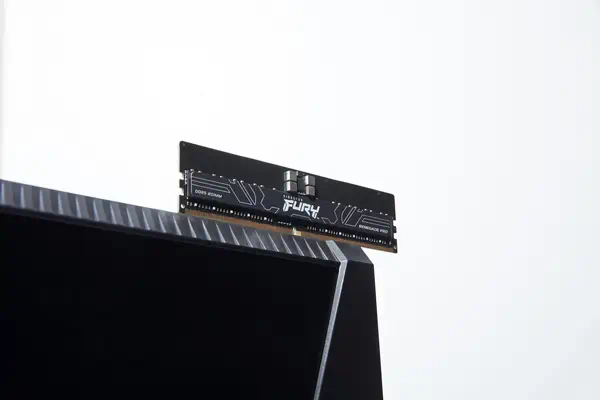16 Go 6000 MT/s DDR5 ECC Reg CL32 DIMM FURY Renegade Pro EXPO - Kingston - Mémoire - visuel 5