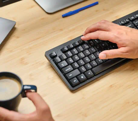 Trust Ody II clavier Bureau RF sans fil Trust - visuel 1 - hello RSE - Disposition pleine taille pour une productivité optimale