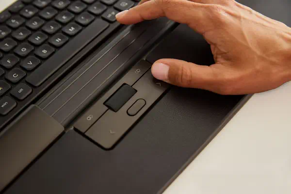 SliderMouse Pro Slim Repose-poignet en cuir végan Filaire - Contour Design - Souris - visuel 3