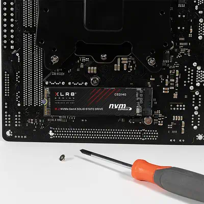 PNY XLR8 CS3140 1 To M.2 PCI Express 4.0 NVMe 3D NAND - Disque dur SSD - visuel 2