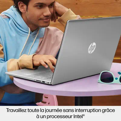 HP 17-cn2131nf Intel Core i5-1235U 17.3p FHD 16Go HP - visuel 1 - hello RSE - Panneau antireflets