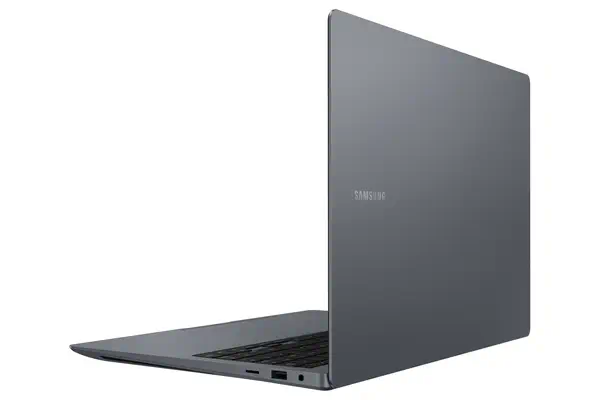 Samsung Galaxy Book4 Ultra (16", Core Ultra 9, Samsung - visuel 1 - hello RSE - Vision Booster : gardez les idées claires, même en plein soleil
