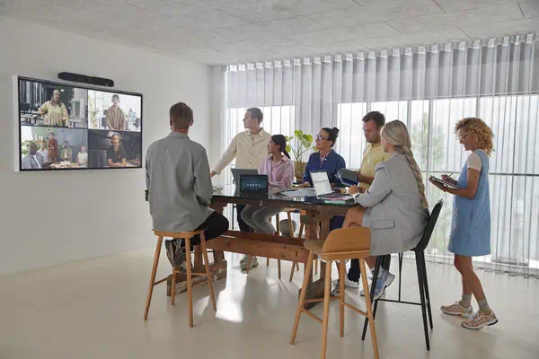 Barre de visioconférence tout-en-un Poly Studio X52 - HP - Visioconférence - visuel 6