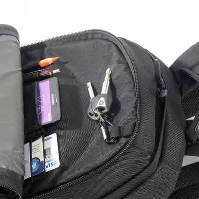 Tucano CENTRO PACK 39,6 cm (15.6") Étui sac à dos Noir - Protection d'écran et Filtre - visuel 6