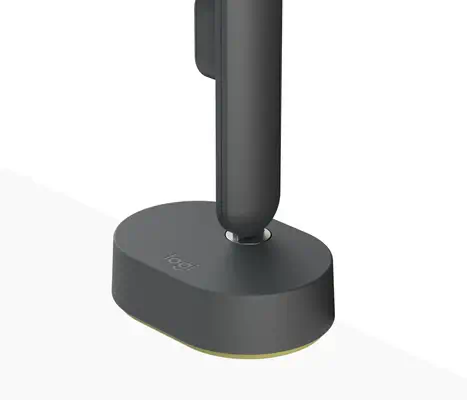 Logitech Reach webcam 1920 x 1080 pixels USB-C Logitech - visuel 1 - hello RSE - ZOOMEZ EN TOUTE CONFIANCE