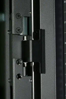APC NetShelter SX 48U Noir APC - visuel 1 - hello RSE - Mise à la terre électrique intégrée