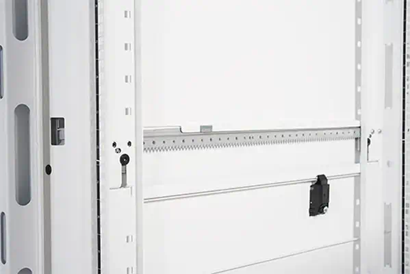 APC NetShelter SX 48U boîtier rack de puissance Sol Blanc - Rack et Armoire - visuel 9