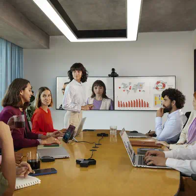 Caméra intelligente TAA Poly Studio E60 4K MPTZ avec zoom optique 12x - HP - Visioconférence - visuel 10