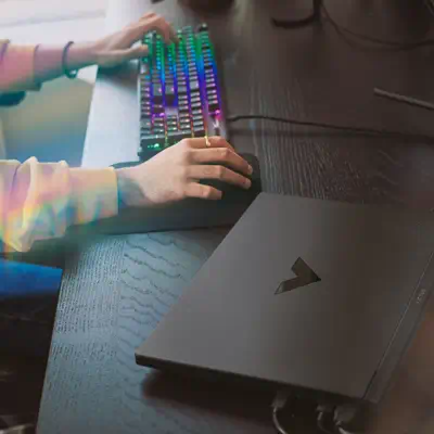 HP Victus Gaming Victus 15-fa1095nf Intel® Core™ i7 HP - visuel 1 - hello RSE - Les touches du clavier contiennent du plastique recyclé post-consommation
