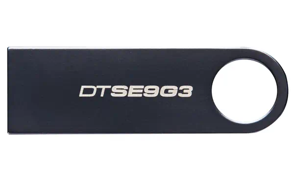 64 Go DataTraveler SE9 G3 - Nickel foncé Kingston - visuel 1 - hello RSE - Conception durable