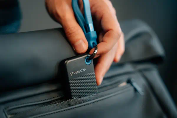 Verbatim Pocket SSD 2 To USB Type-C 3.2 Gen 2 (3.1 Gen 2) Noir, Bleu - Disque dur Externe - visuel 5
