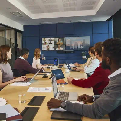 Barre de visioconférence tout-en-un Poly Studio X72 Poly - visuel 1 - hello RSE - Ne manquez jamais une note