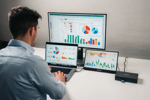 Verbatim CDS-17 Avec fil USB 3.2 Gen 1 (3.1 Gen 1) Type-C Noir, Gris - Station d'accueil pour portable - visuel 9