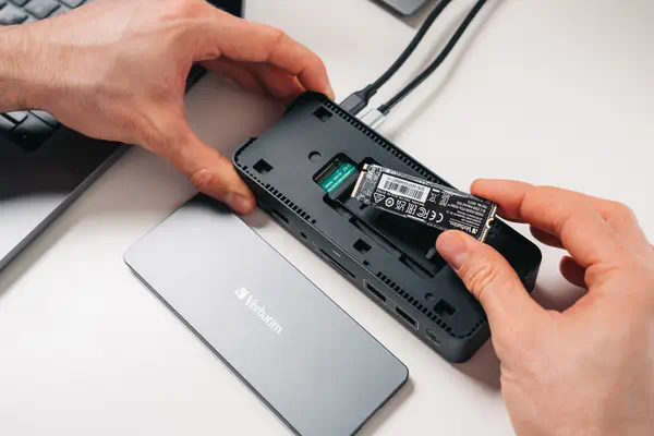 Verbatim CDS-15SSD Avec fil USB 3.2 Gen 1 (3.1 Gen 1) Type-C Noir, Gris - Station d'accueil pour portable - visuel 10