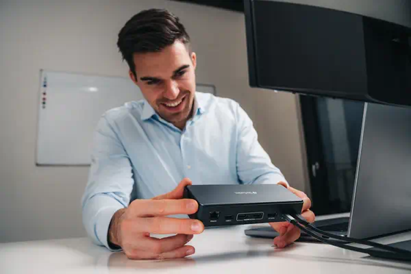 Verbatim CDS-15SSD Avec fil USB 3.2 Gen 1 (3.1 Gen 1) Type-C Noir, Gris - Station d'accueil pour portable - visuel 9