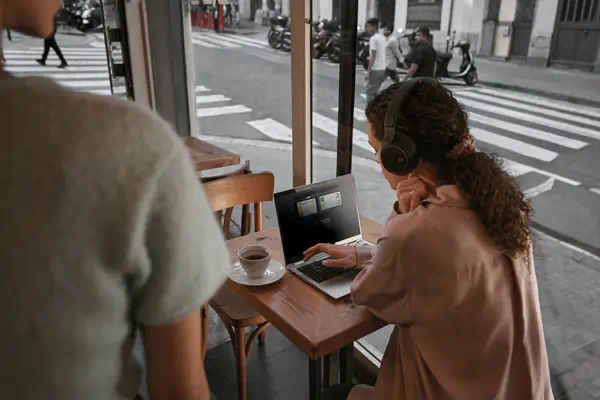 HP EliteBook X Flip G1i Intel Core Ultra 7 258V Hybride (2-en-1) 35,6 cm (14") Écran tactile WUXGA 3 - PC Portable - visuel 10