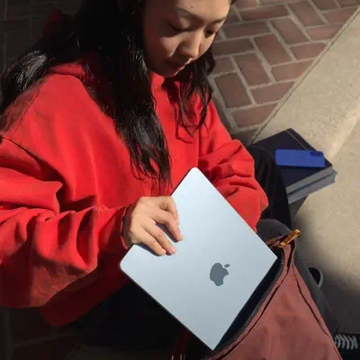Apple MacBook Air Apple M M4 Ordinateur portable Apple - visuel 1 - hello RSE - M4. Puce vitesse ++++.