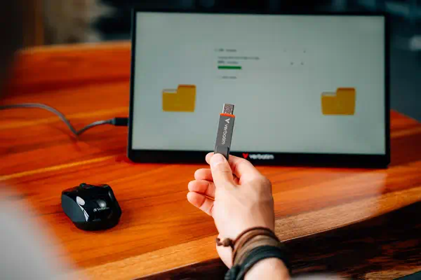 Verbatim Dual QuickStick lecteur USB flash 128 Go USB Type-A / USB Type-C 3.2 Gen 1 (3.1 Gen 1) Gris - Adaptateur stockage - visuel 5