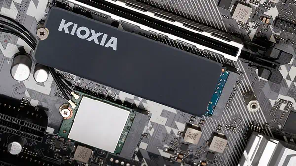 Kioxia LSC11K1T02G8 disque SSD 1,02 To M.2 PCI Express 4.0 NVMe BiCS FLASH TLC - Disque dur SSD - visuel 3