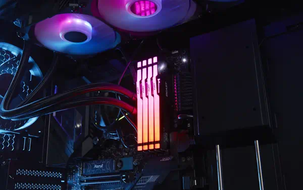 64GB 5600MT/s DDR5 CL40 DIMM (Kits de 2) FURY Beast RGB - Kingston - Mémoire - visuel 10