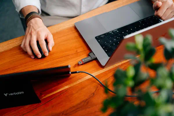 Verbatim Dual QuickStick lecteur USB flash 256 Go USB Type-A / USB Type-C 3.2 Gen 1 (3.1 Gen 1) Gris - Carte Mémoire - visuel 6