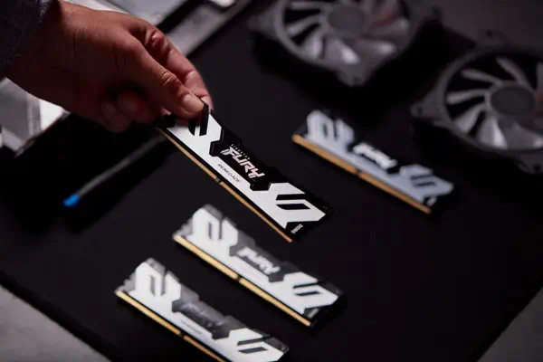 24 Go 8800 MT/s DDR5 CL42 CUDIMM FURY Renegade Silver - Kingston - Mémoire - visuel 9