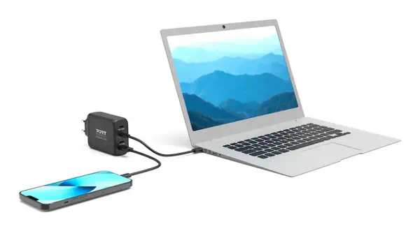 Port Designs 902107EU chargeur d'appareils mobiles Universel Noir Port Designs - visuel 1 - hello RSE - Plusieurs options de sortie