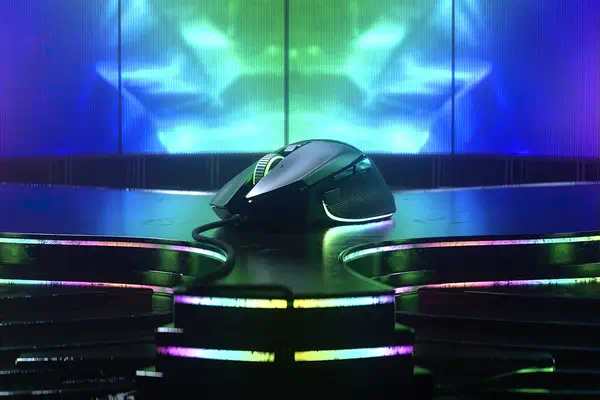 Razer Basilisk V3 souris Gaming Droitier USB Type-A Optique 26000 DPI - Souris - visuel 2