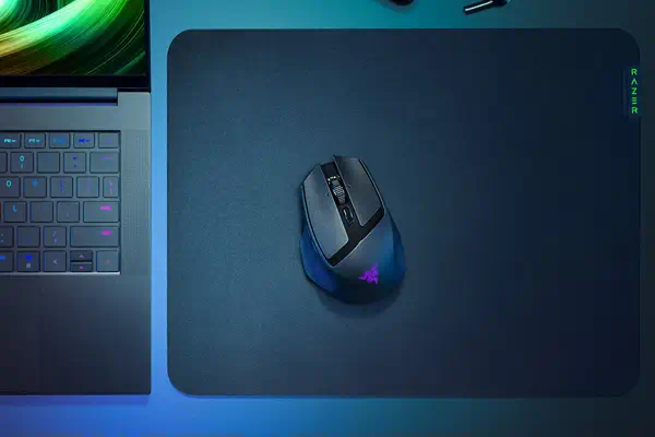 Razer Basilisk Mobile souris Gaming Droitier RF Wireless + USB Type-C Optique 18000 DPI - Souris - visuel 2