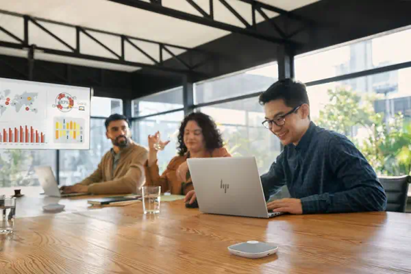 HP Poly Studio A2 Blanc - Visioconférence - visuel 2