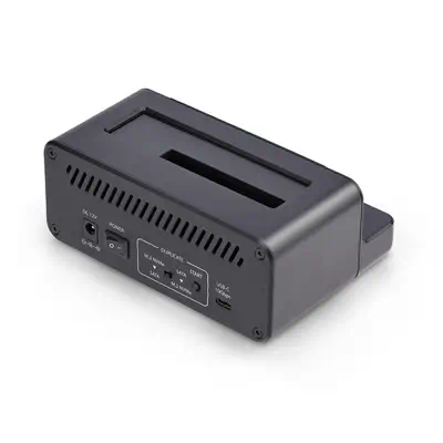 Duplicateur de Disque M.2 NVMe vers 2,5/3,5 » SATA, Clonage/Dock de Disque SSD Autonome à Deux Baies - StarTech - Disque dur SSD - visuel 2