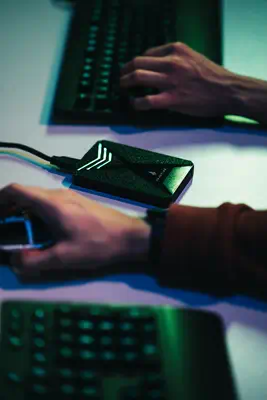 SureFire Gaming disque dur externe 1 To 2.5" USB Type-A / Micro-USB B 3.2 Gen 1 (3.1 Gen 1) Noir, Gr - Disque dur Externe - visuel 4