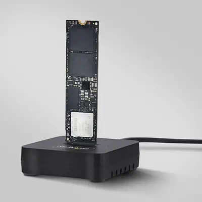 Dock Adaptateur USB-C/USB-A vers M.2 NVMe, 10 Gbps, Lecteur SSD Externe M.2 NVMe Sans Outil, B+M/M-K - StarTech - Station d'accueil pour portable - visuel 5