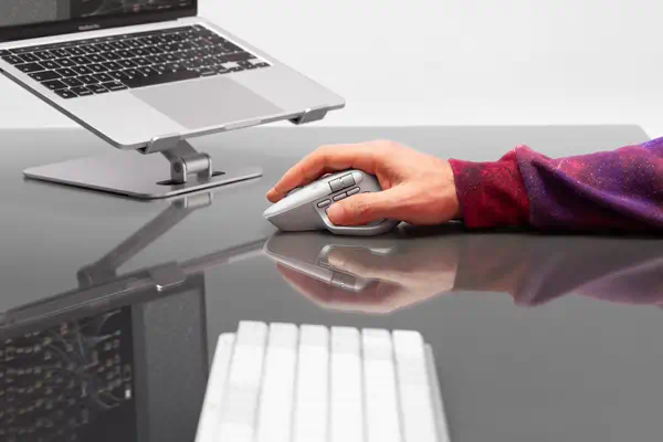 Logitech MX Master 4 souris Bureau Droitier RF sans fil + Bluetooth Laser 8000 DPI - Souris - visuel 8