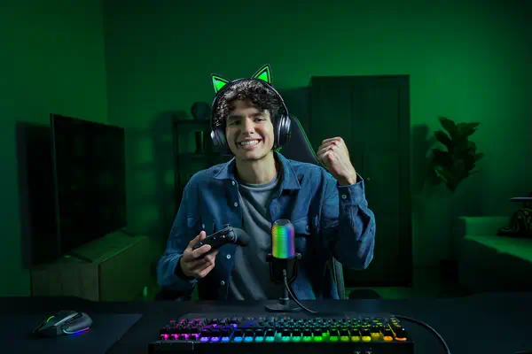 Razer Kraken Kitty V3 Pro Casque Avec fil &sans fil Arceau Gaming USB Type-A Bluetooth Noir - Casque Micro - visuel 8