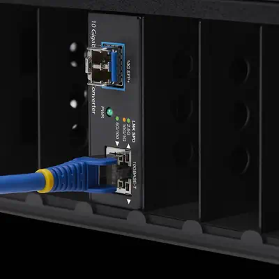Convertisseur de Média Fibre Optique SFP+ Ouvert Multi-Gigabit 10 GbE, 10G/5G/2,5G/1G/100M, Cuivre v - StarTech - Carte Réseau - visuel 4