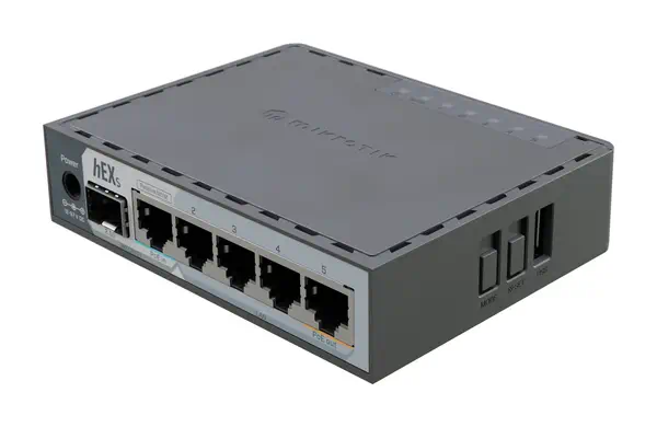 Mikrotik E60IUGS Routeur connecté Gigabit Ethernet Noir - visuel 2