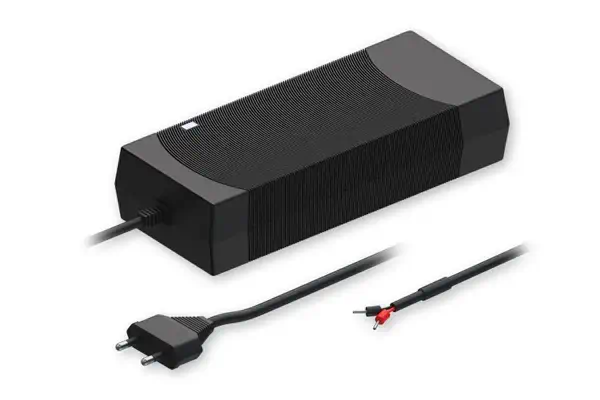 Teltonika PR318EUA adaptateur de puissance & onduleur Intérieure 130 W Noir - Chargeur et alimentation - visuel 1