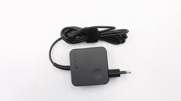 Lenovo 01FR124 adaptateur de puissance & onduleur Intérieure 45 W Noir - Chargeur et alimentation - visuel 2